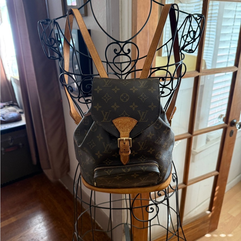 Louis Vuitton Monogram Montsouris MM Back pack